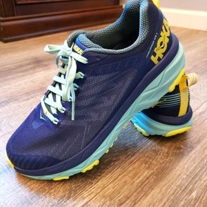 Hoka One One Challenger ATR5 Wide Like New 8D